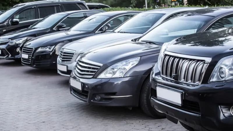 Bangalore Car Rentals vs. Ride-Sharing: Which One Should You Pick?